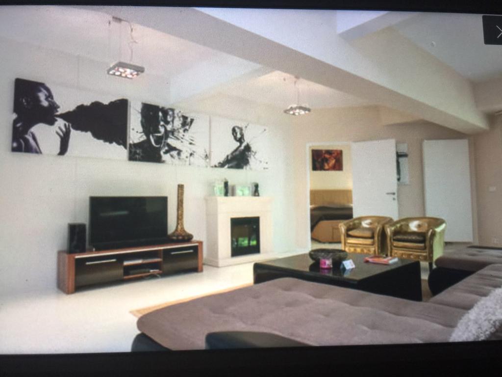 Beautiful Loft In The Center Of Brusselsアパートメント エクステリア 写真