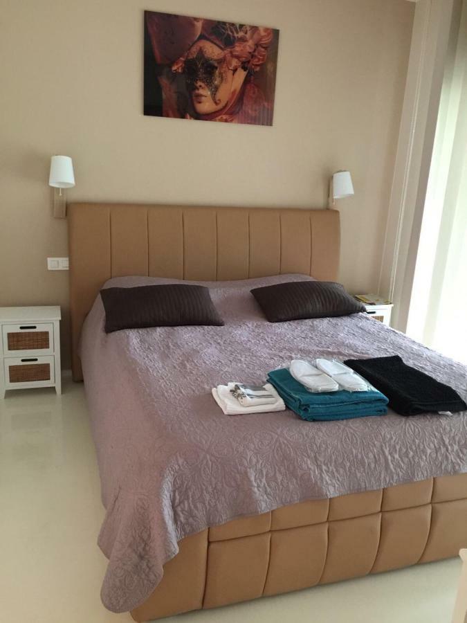 Beautiful Loft In The Center Of Brusselsアパートメント エクステリア 写真
